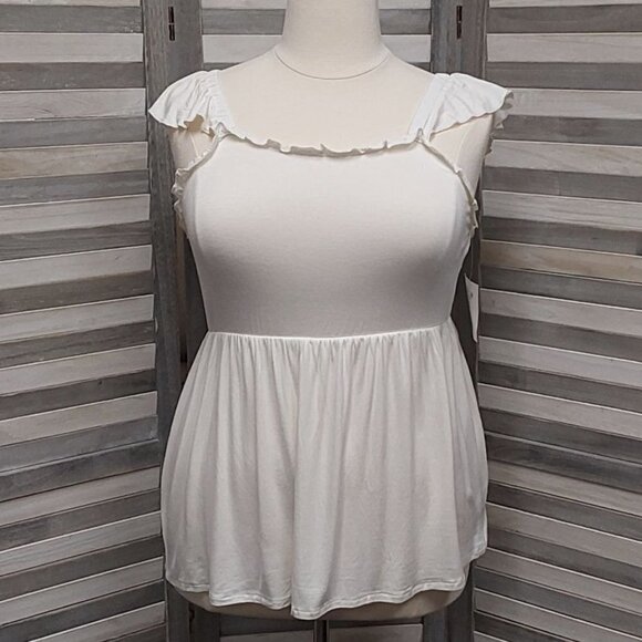 Ruffle Sleeve Tank | 89th + Madison | 1X - Picture 1 of 10